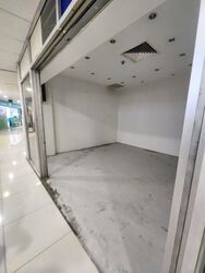 Holland Road Shopping Centre (D10), Retail #424160321